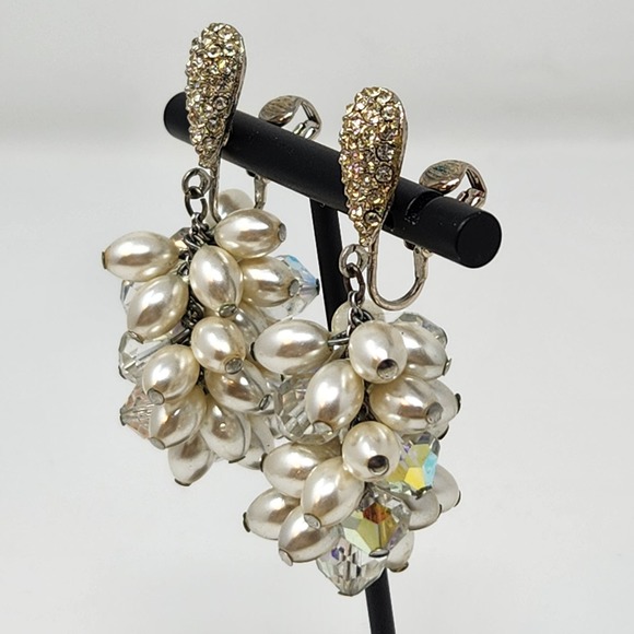 Cluster Faux Pearl Rhinestone Dangle Drop Clip On Earrings Statement Jewelry - Picture 2 of 5